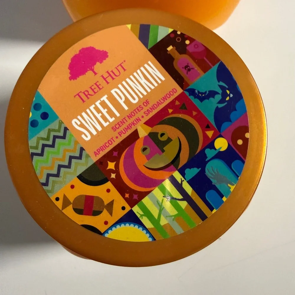 Tree Hut Sweet Punkin Shea Sugar Scrub 18oz Set of 2 Pumpkin Apricot Sandalwood